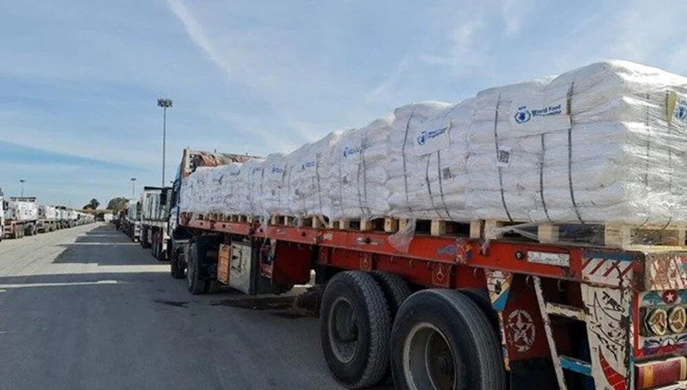 Kadın ve çocuklardan oluşan 90 Filistinli esir coşkuyla karşılandı 3 Kadın ve çocuklardan oluşan 90 Filistinli esir coşkuyla karşılandı