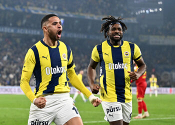 Fenerbahçe kritik maçta En-Nesyri ile döndü, galibiyete uzandı