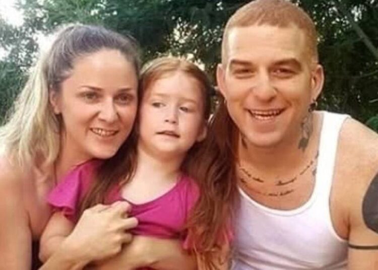 Athena'nın solisti Gökhan Özoğuz sessiz sedasız boşandı 1 Athena’nın solisti Gökhan Özoğuz sessiz sedasız boşandı