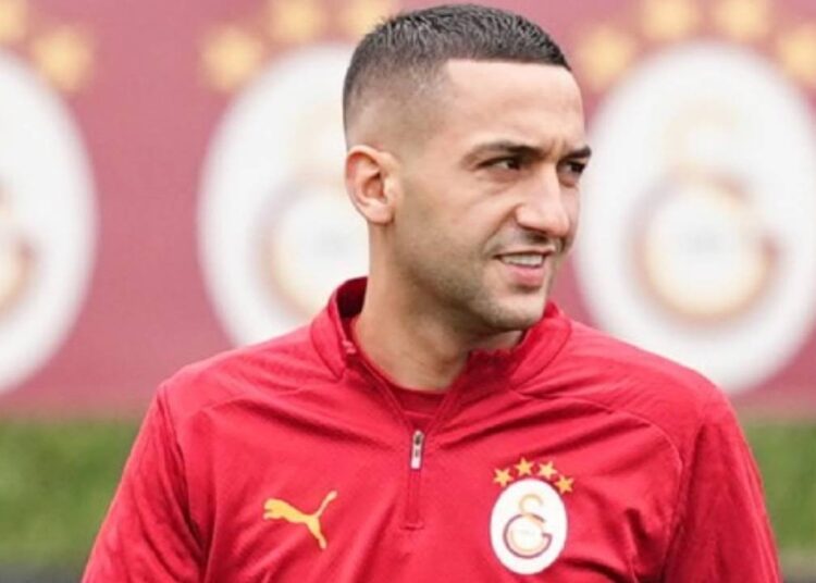 Galatasaray'da Hakim Ziyech'in krizi: '10 euromu bile bırakmam' 1 Galatasaray’da Hakim Ziyech’in krizi: ’10 euromu bile bırakmam’