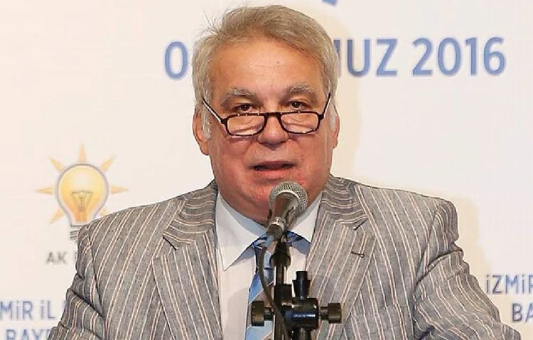 Eski AK Parti Milletvekili Hüseyin Kocabıyık'tan partisine uyarı: 'Yarın bir savcı çıkar...' 1 Eski AK Parti Milletvekili Hüseyin Kocabıyık’tan partisine uyarı: ‘Yarın bir savcı çıkar…’