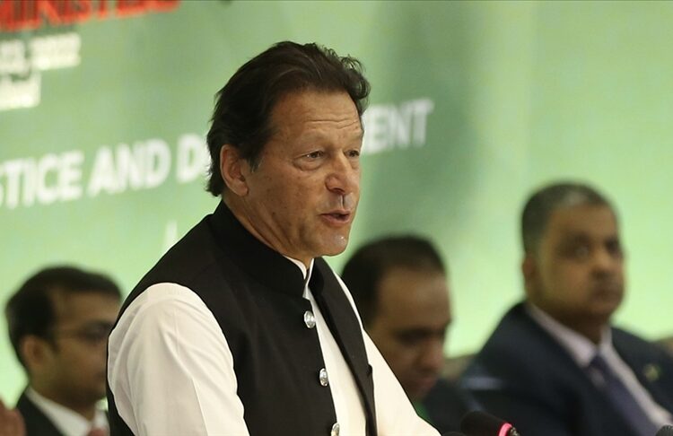Pakistan'ın eski Başbakanı İmran Han, yolsuzluk suçlamasıyla 14 yıl hapse mahkum edildi 1 Pakistan’ın eski Başbakanı İmran Han, yolsuzluk suçlamasıyla 14 yıl hapse mahkum edildi