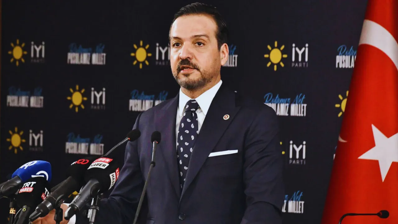 Hüsnü Yusuf Turabiç yazdı l Milletvekili istifaları! 2 Hüsnü Yusuf Turabiç yazdı l Milletvekili istifaları!