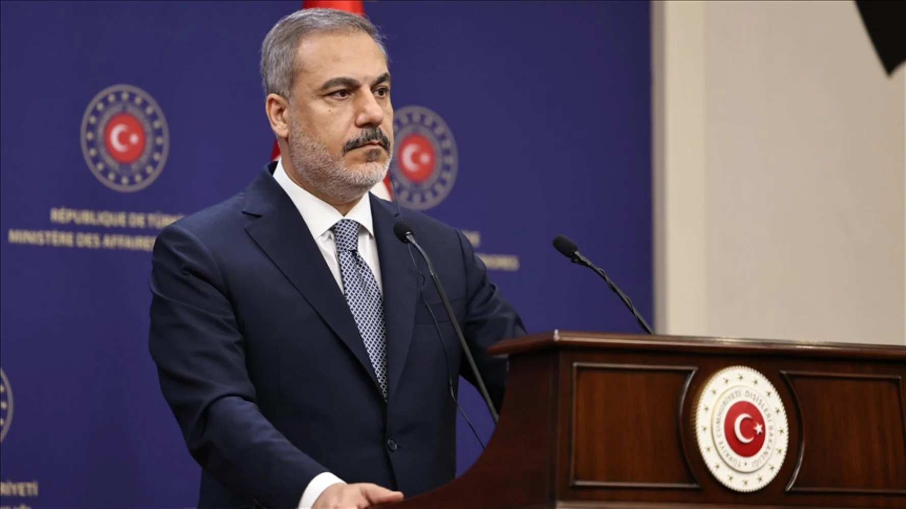 Kabine’de rötuş: En az 5-6 bakan değişecek!