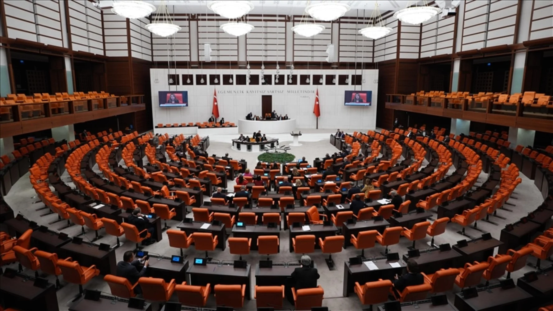 Kabine’de rötuş: En az 5-6 bakan değişecek! 3 Kabine’de rötuş: En az 5-6 bakan değişecek!