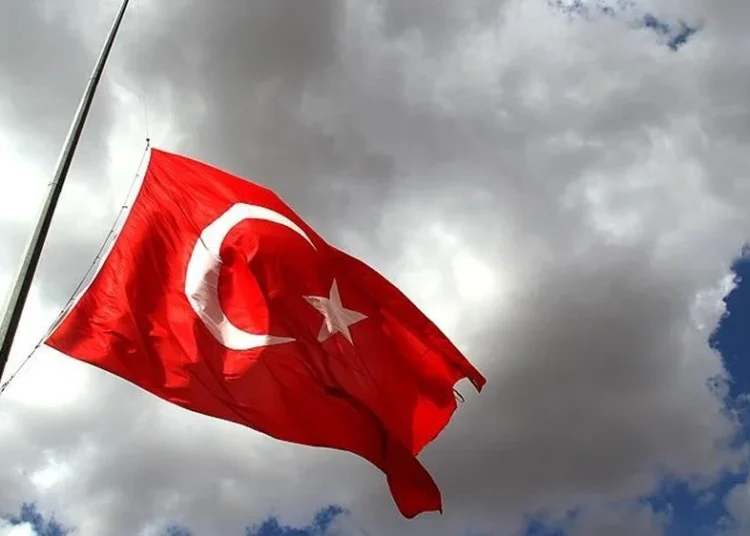Bolu’daki yangın nedeniyle bir günlük milli yas ilan edildi 1 Bolu’daki yangın nedeniyle bir günlük milli yas ilan edildi