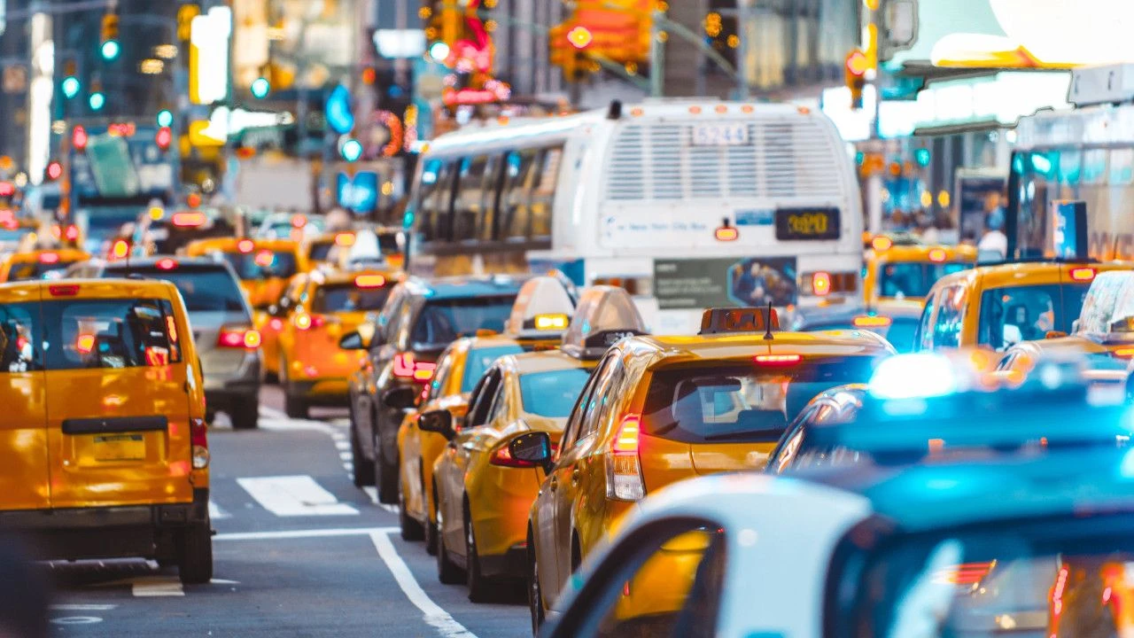 New York’a yoğun saatte aracıyla giren, 9 dolar ödeyecek 3 New York’a yoğun saatte aracıyla giren, 9 dolar ödeyecek