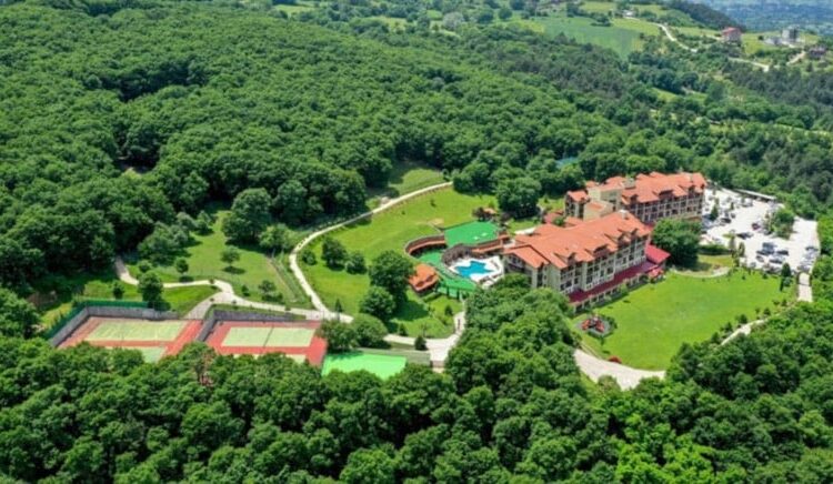 Kartalkaya’da yanan Grand Kartal Otel’in sahibi Bolu Gölcük’te de ormana çökmüş 1 Kartalkaya’da yanan Grand Kartal Otel’in sahibi Bolu Gölcük’te de ormana çökmüş
