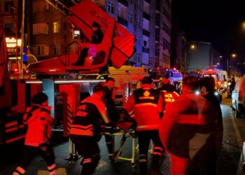 Otelin mutfağında sabaha karşı çıkan yangında 3 kişi öldü