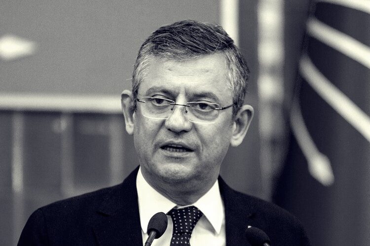 Hüsnü Yusuf Turabiç yazdı l CHP nereye? 1 Hüsnü Yusuf Turabiç yazdı l CHP nereye?