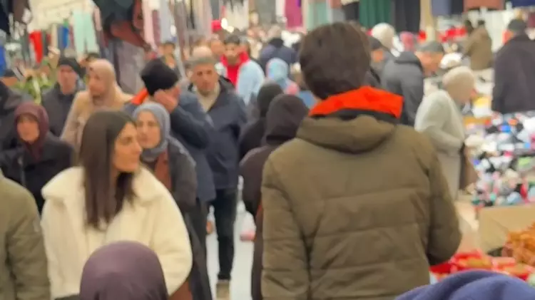 İstanbul'un 50 yıllık semt pazarı kapatıldı