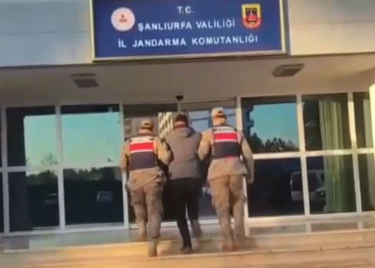 Sahte MİT'çi, çok sayıda silahla yakalandı