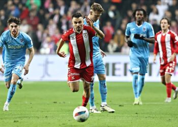 Karadeniz derbisini ev sahibi kazandı; Samsunspor: 2 / Trabzonspor: 1
