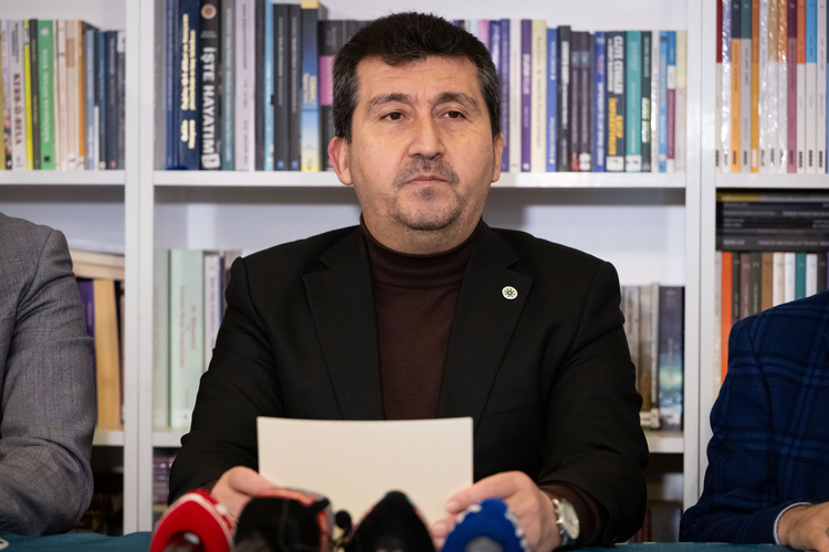 Türkiye Yazarlar Birliği, ödül alan yılın kitaplarını ve çalışmalarını açıkladı 2 Türkiye Yazarlar Birliği, ödül alan yılın kitaplarını ve çalışmalarını açıkladı
