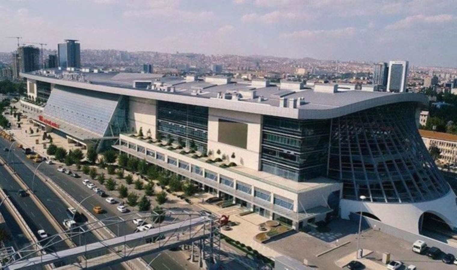 YHT ile yolcu gitse de gitmese de CLK kazanmaya devam ediyor 3 YHT ile yolcu gitse de gitmese de CLK kazanmaya devam ediyor