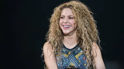 Hastaneye kaldırılmıştı: Shakira konserini yine iptal etti 1 Hastaneye kaldırılmıştı: Shakira konserini yine iptal etti