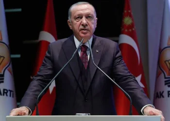 Transferlerin amacı Erdoğan’a yeniden adaylık yolunu açacak çoğunluğa ulaşıp seçim kararı almakmış