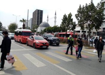 En kötü araba kullanılan, yaya güvenliğinde sınıfta kalan 5 şehir 10 En kötü araba kullanılan, yaya güvenliğinde sınıfta kalan 5 şehir