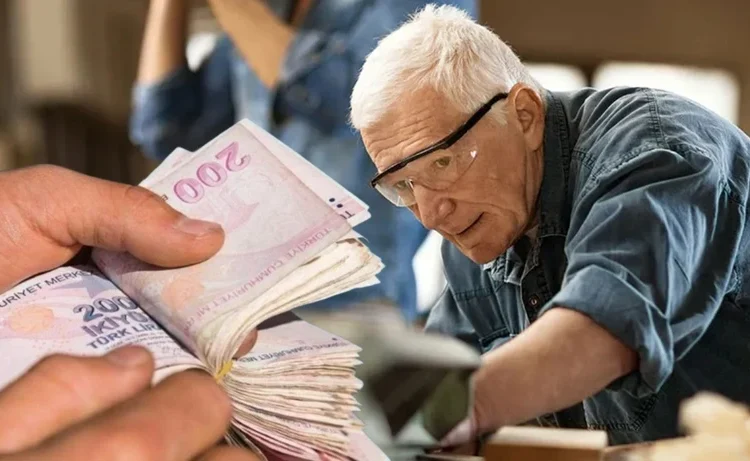 Sigortası 1 Ekim 2008 sonrası olanlar için kötü haber: Emekli olup çalışırlarsa maaşları kesilecek 1 Sigortası 1 Ekim 2008 sonrası olanlar için kötü haber: Emekli olup çalışırlarsa maaşları kesilecek