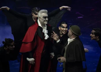 Tamer Karadağlı, Dracula oldu