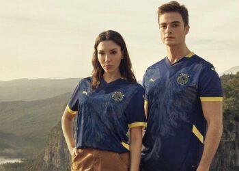 Fenerbahçe, yeni ve özel formasını tanıttı