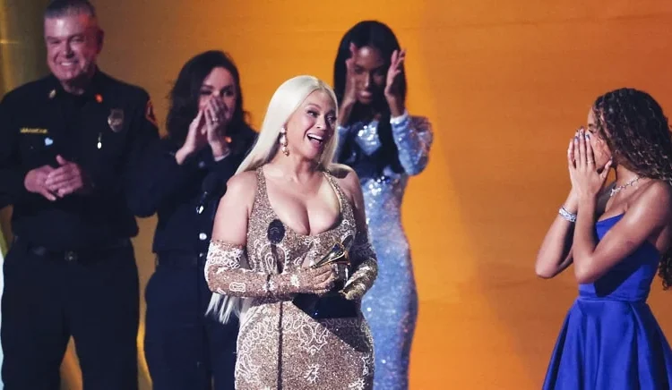 Grammy ödülleri sahiplerini buldu… Beyonce’a 2 ödül