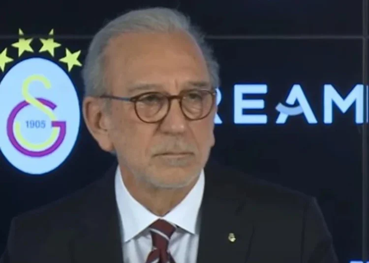 GS Başkan Yardımcısı Yelkencioğlu: O kadar polis vardı, meşaleler içeri nasıl girdi? 1 GS Başkan Yardımcısı Yelkencioğlu: O kadar polis vardı, meşaleler içeri nasıl girdi?