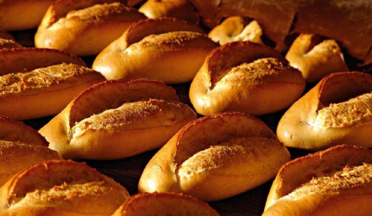 Ankara Halk Ekmek’e 4,5 ayda ikinci zam: 10 TL oldu 1 Ankara Halk Ekmek’e 4,5 ayda ikinci zam: 10 TL oldu