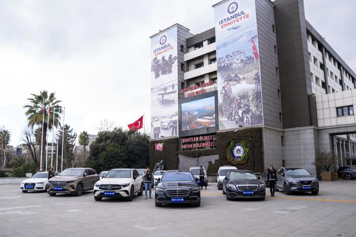 Kapalıçarşı’daki vurgunu, işsizler ve öğrenciler üzerinden yapmışlar