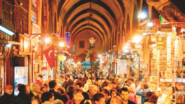 Kapalıçarşı’daki vurgunu, işsizler ve öğrenciler üzerinden yapmışlar