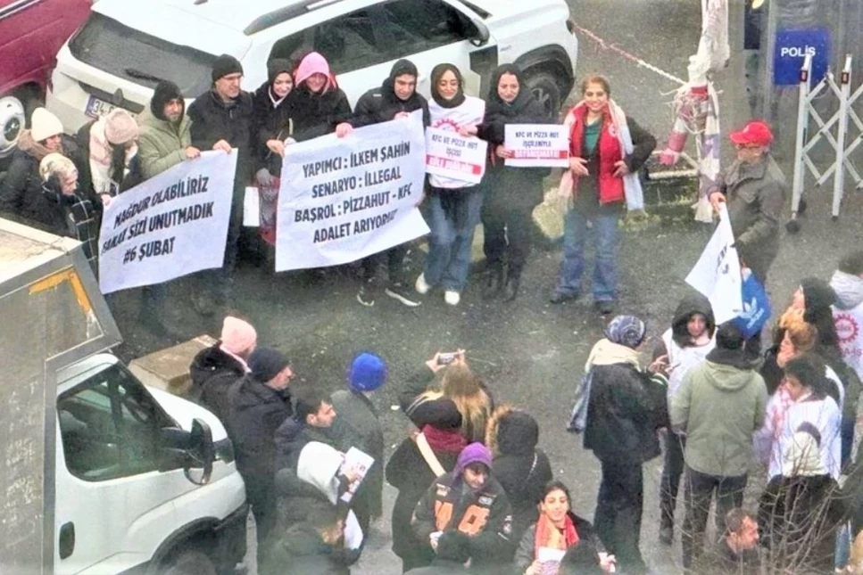 KFC ve Pizza Hut işçileri eylemde