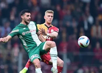 Galatasaray’a çeyrek final yolunu, Başakşehir’den daha az kart görmesi açtı