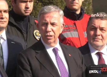 “Adayın açıklanmasını erken buluyorum, gün ola harman ola, o güne kadar kadar kim kalacak?”