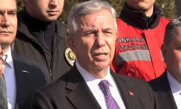 "Adayın açıklanmasını erken buluyorum, gün ola harman ola, o güne kadar kadar kim kalacak?"