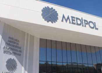 Bunu da gördük! Medipol Üniversitesi Rektörünün aracında uyuşturucu bulundu