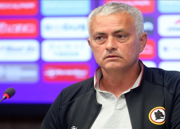 Jose Mourinho'dan Galatasaray'a tazminat davası 1 Jose Mourinho’dan Galatasaray’a tazminat davası
