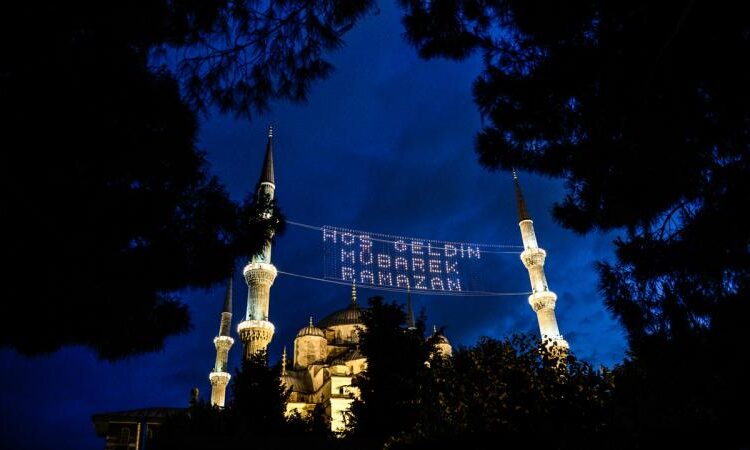 Bu gece ilk teravih ve ilk sahur var 1 Bu gece ilk teravih ve ilk sahur var