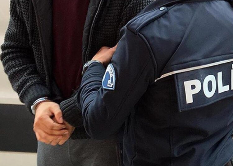 MİT operasyonu: İran'a casusluk yaptığı iddia edilen 5 kişiye gözaltı 1 MİT operasyonu: İran’a casusluk yaptığı iddia edilen 5 kişiye gözaltı