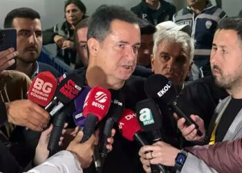 Fenerbahçe Asbaşkanı Acun Ilıcalı: “Her maçta yabancı hakem istiyoruz”