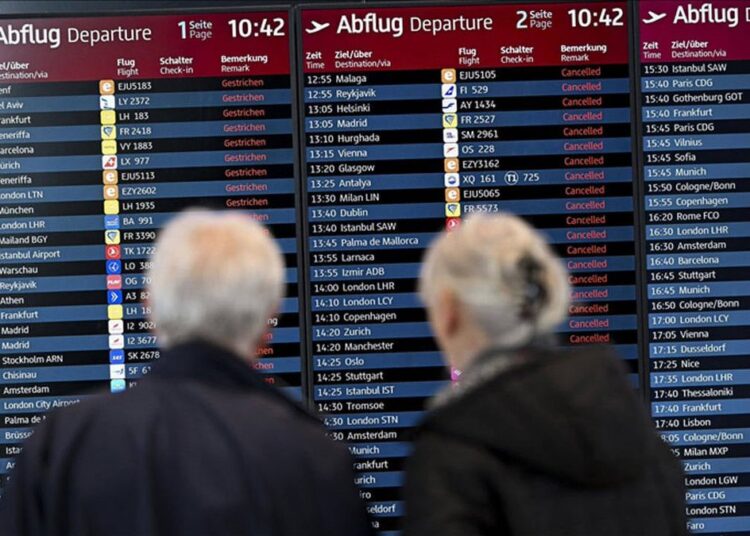Tarih verildi: Almanya'da havalimanı çalışanları greve gidiyor 1 Tarih verildi: Almanya’da havalimanı çalışanları greve gidiyor