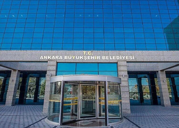 Ankara Büyükşehir Belediyesi’ne operasyon: 13 gözaltı 1 Ankara Büyükşehir Belediyesi’nin 33 konseri hakkında soruşturma izni