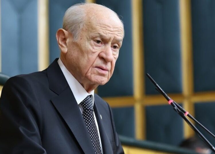 Bahçeli’den bir telefon da CHP’li Sezgin Tanrıkulu’na