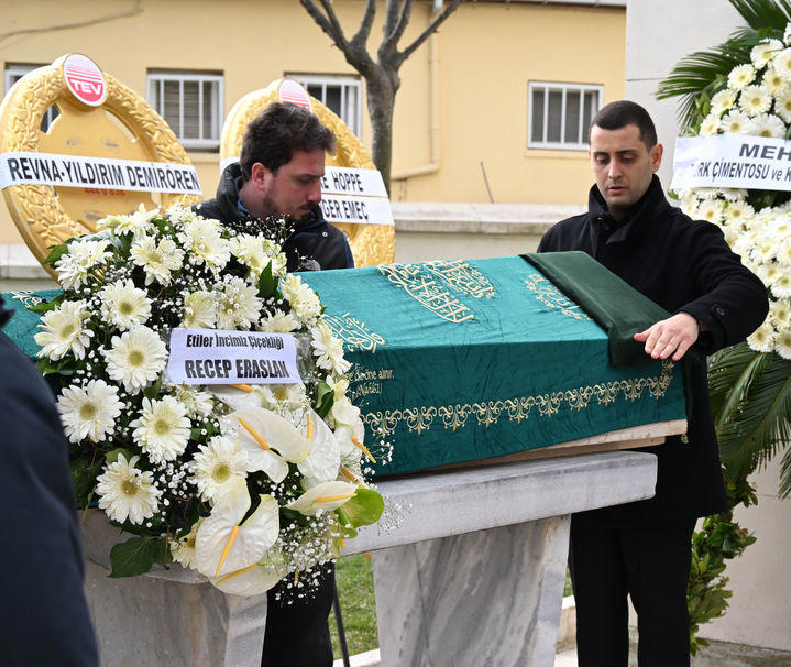 Ünlü iş kadını ve golfçü Beyhan Benardete son yolculuğuna uğurlandı 5 Ünlü iş kadını ve golfçü Beyhan Benardete son yolculuğuna uğurlandı