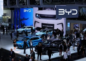 BYD elektrikli otomobilde devrim yaptı! 5 dakika şarjla 400 kilometre