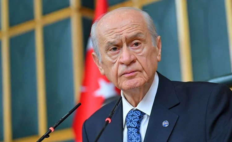 Mümtaz'er Türköne yazdı I Bahçeli ne der? 1 Mümtaz’er Türköne yazdı I Bahçeli ne der?