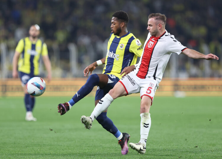 Safa Kar yazdı I Fenerbahçe yara aldı! 1 Safa Kar yazdı I Fenerbahçe yara aldı!