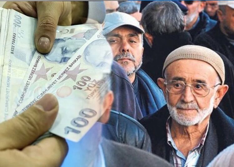 "En düşük emekli maaşı 25 bin lira olacak" iddiası 1 Emeklilerin bayram ikramiyesi eksik yatıyor! Vekiller yasal düzenlemeyi Meclis’ten geçirmedi