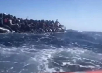 Akdeniz’de göçmen botu battı: 6 ölü, 40 kayıp