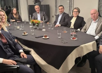 Meral Akşener’den görüntü var ses yok