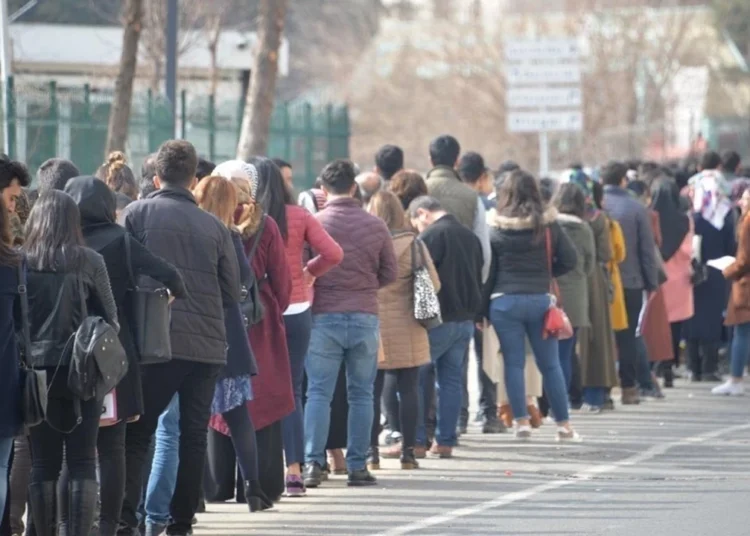 Gerçek işsizlerin sayısı 11,2 milyonu geçti